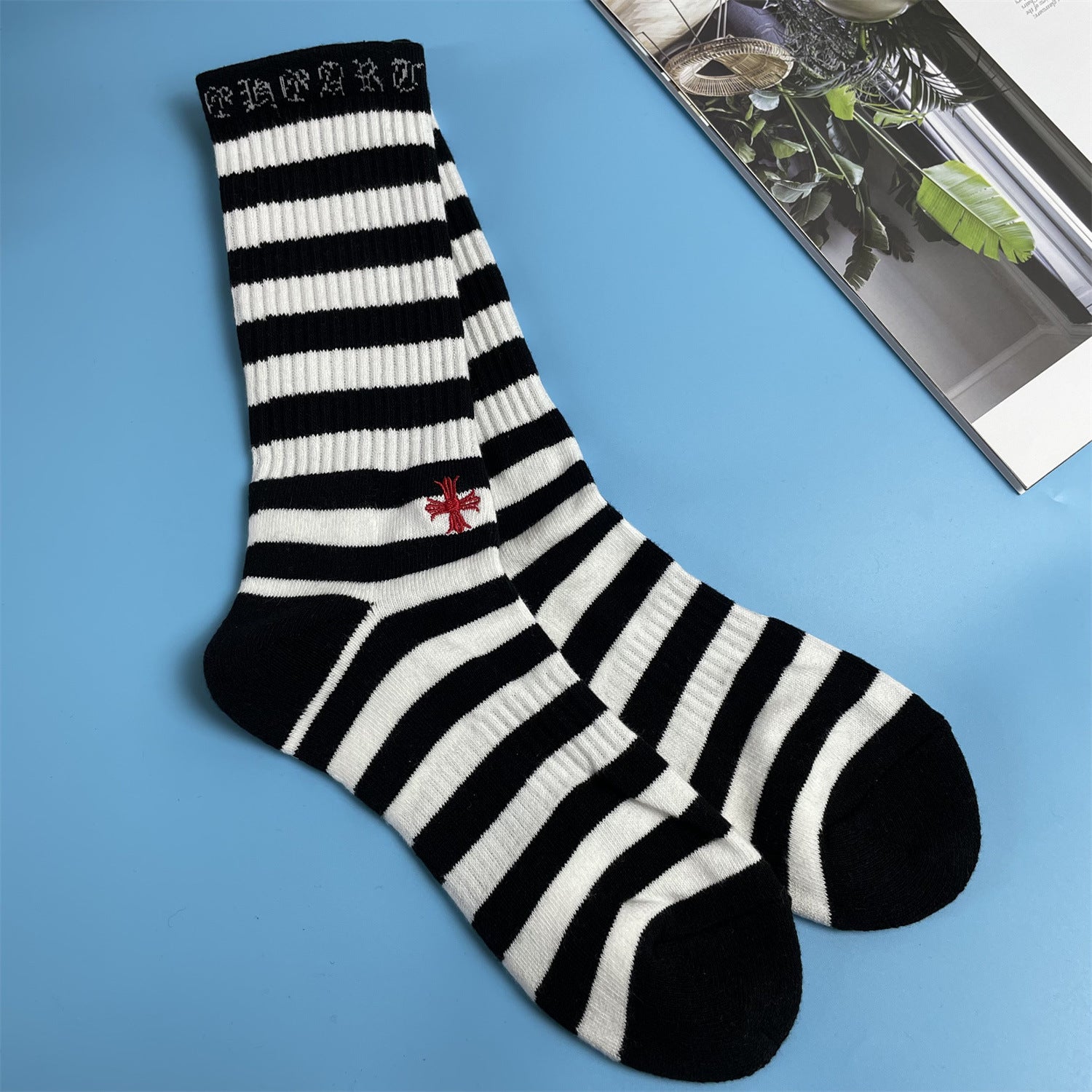 Embroidered stockings-D232