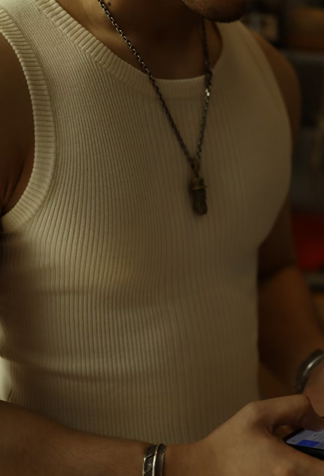 Solid color knitted vest-D603