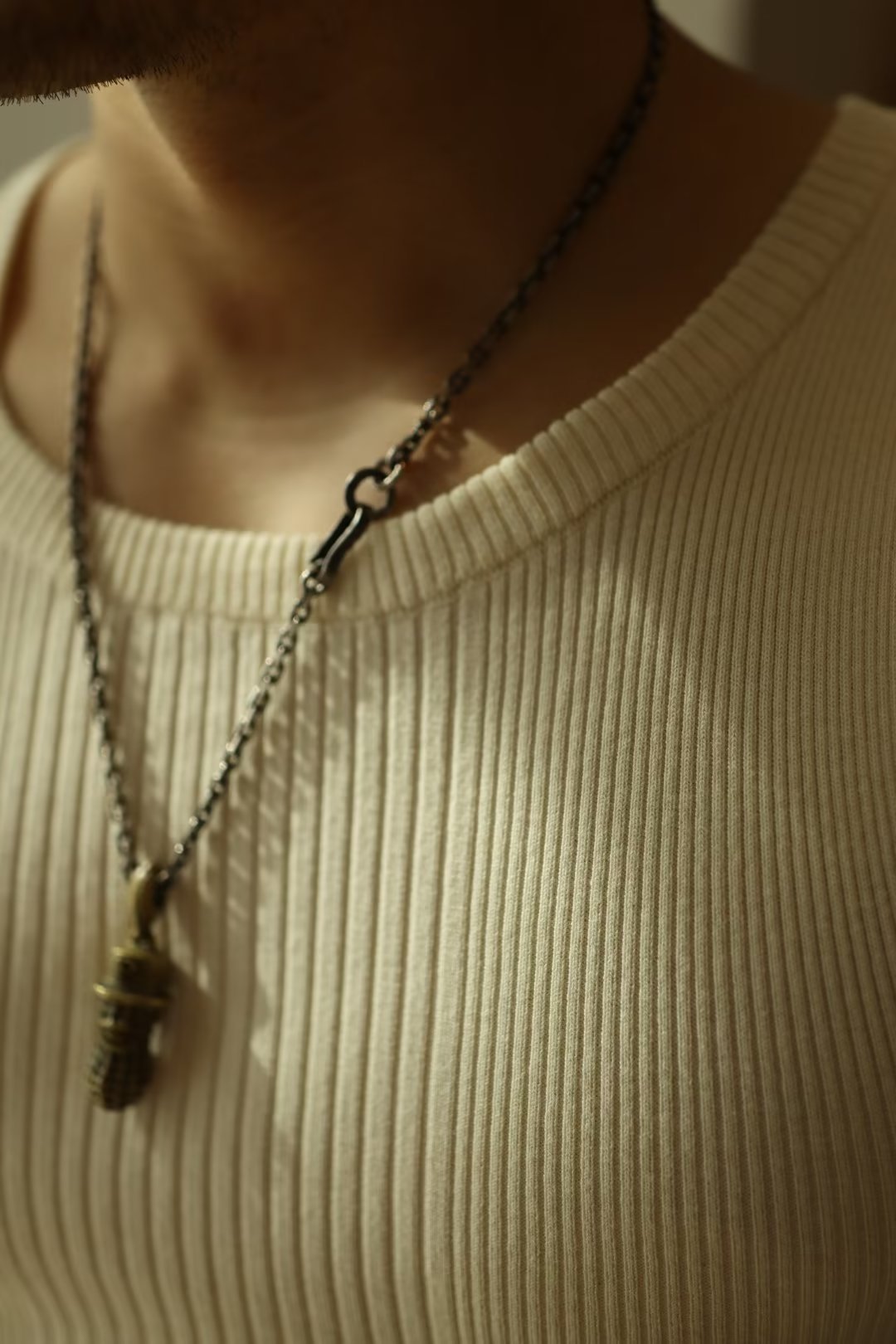 Solid color knitted vest-D603